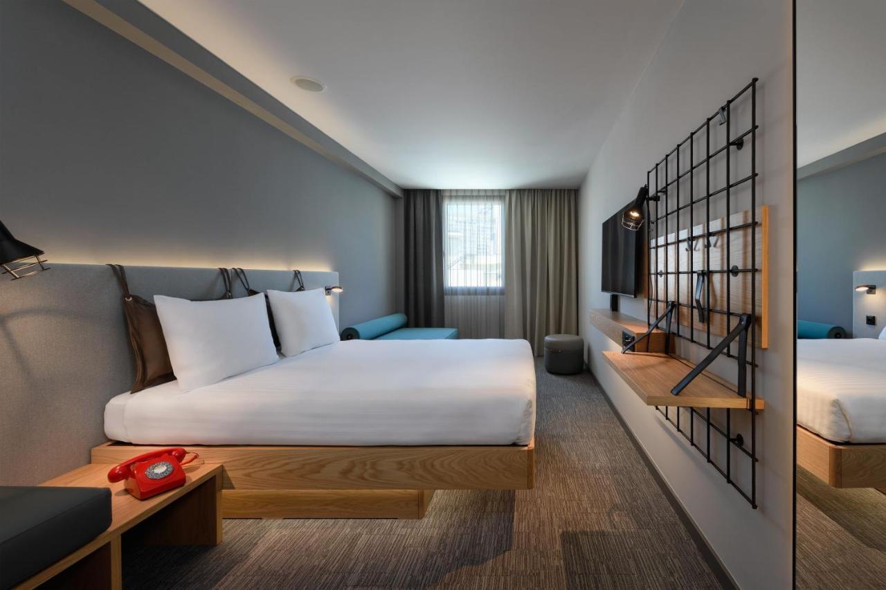 Hotel Moxy 3*