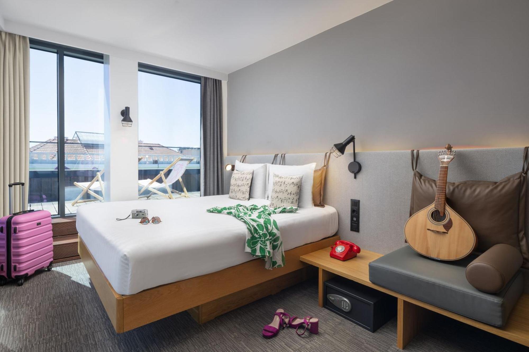 Moxy Hotel