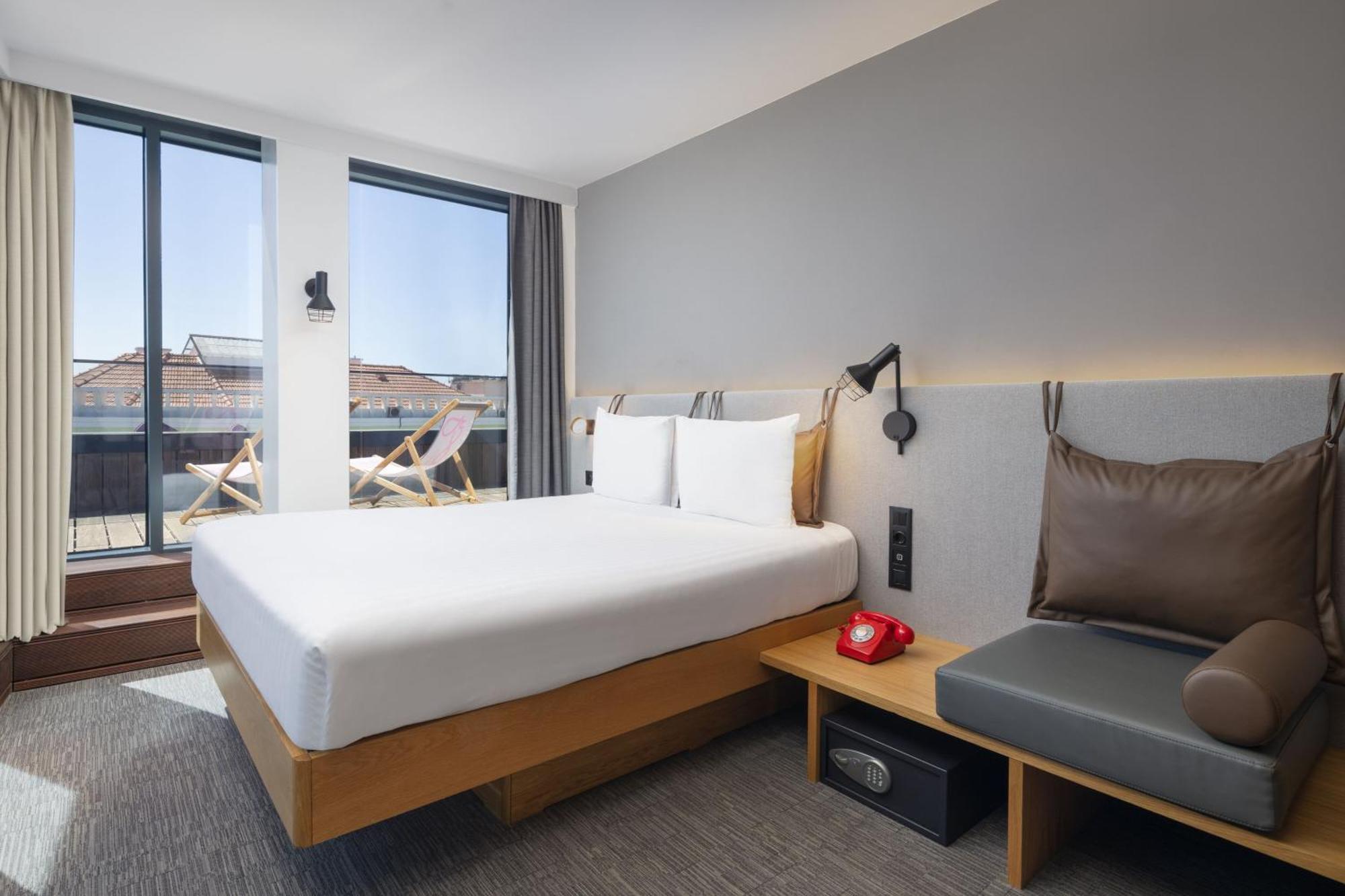 Moxy Lisboa