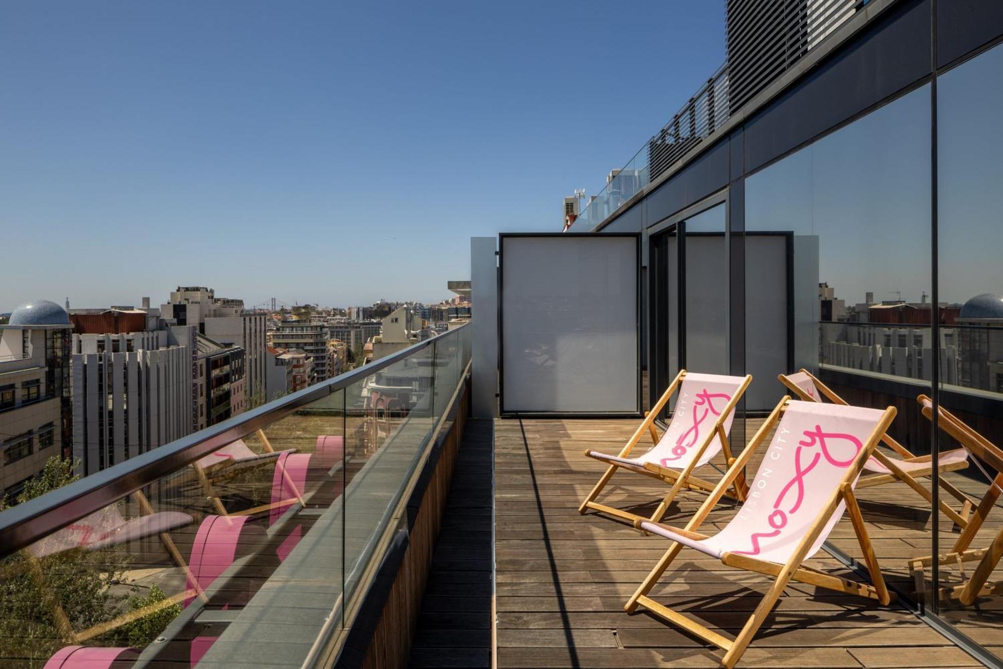 Hotel Moxy 3*